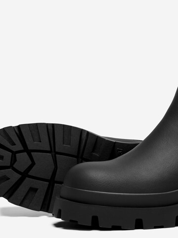 Chelsea Boots 'ONLDOJA-8' ONLY en noir