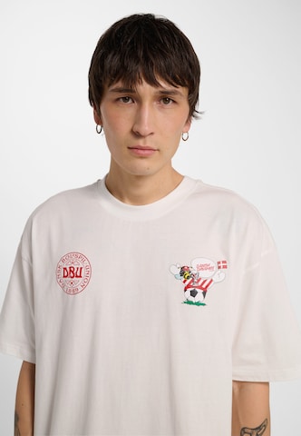 T-Shirt fonctionnel Hummel en blanc