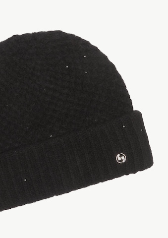 COMMA Beanie in Black