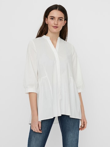 VERO MODA Blouse 'Clara' in White: front