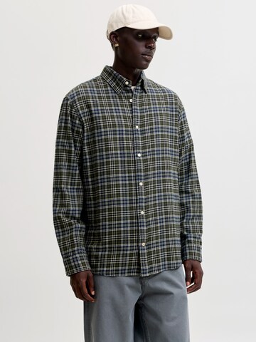 JACK & JONES Regular fit Button Up Shirt 'JJEFIELD' in Green: front