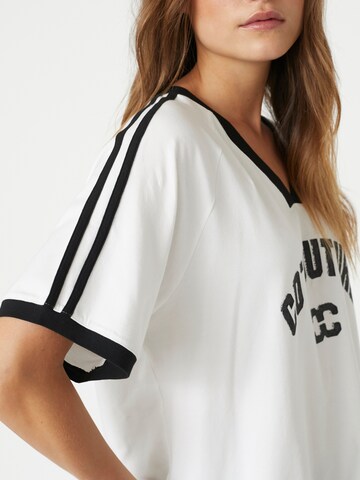 T-shirt oversize 'Avana' co'couture en blanc