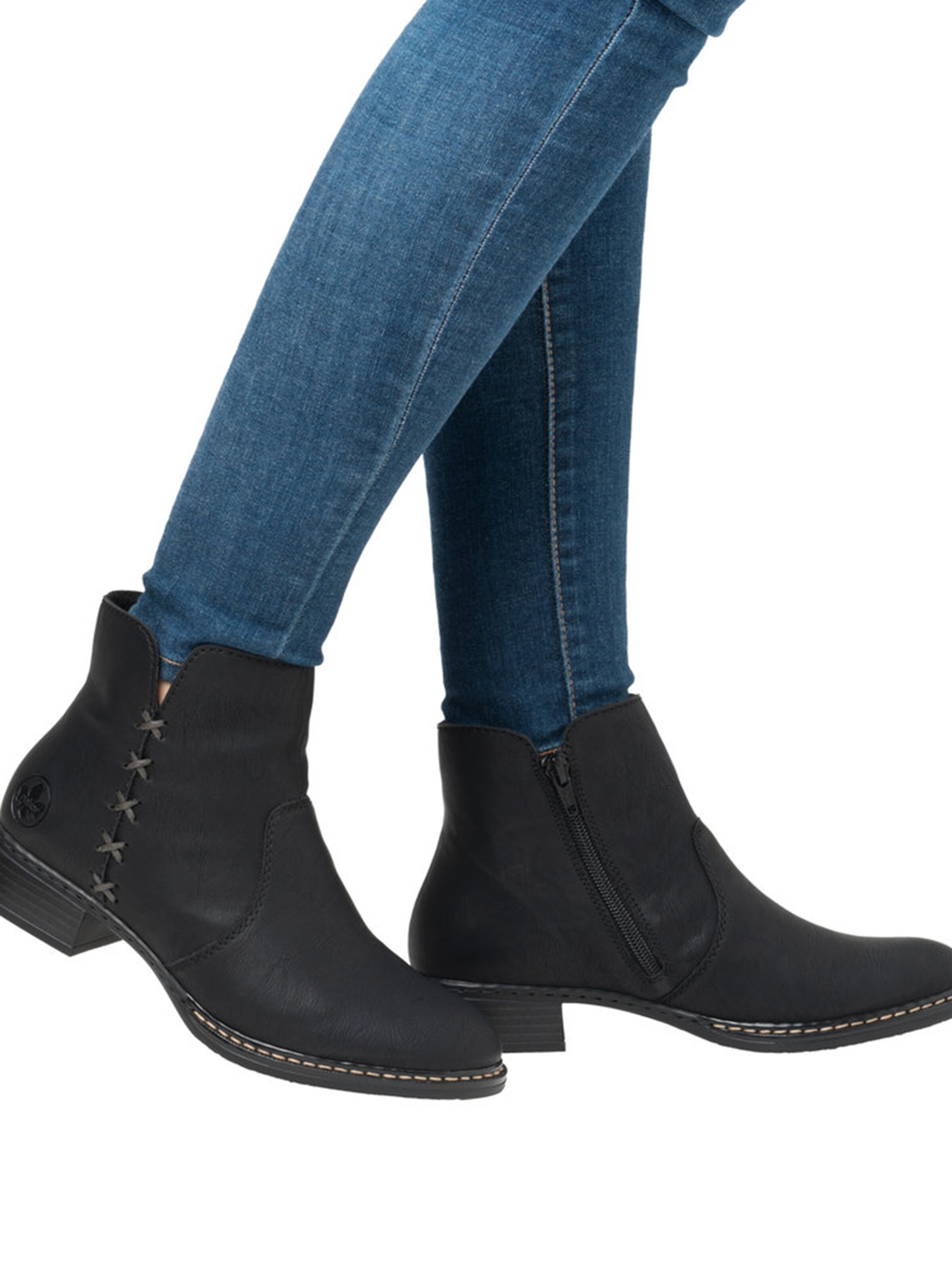 Rieker Rövid szárú csizmák - fekete