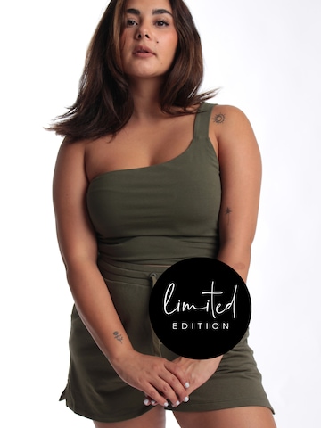 ABOUT YOU Limited Top 'Lilia' in Groen: voorkant