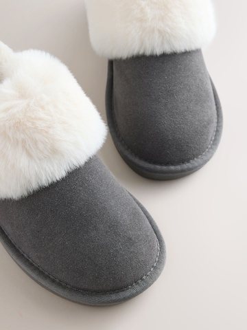 Next Hausschuh in Grau