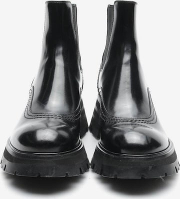 Alexander McQueen Stiefeletten 39,5 in Schwarz