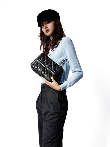 Victoria Hyde Shoulder bag 'Fondant Cake' in Black