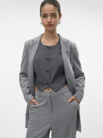 Blazer 'SILVA' VERO MODA en gris
