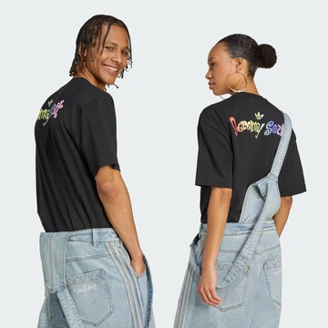 Maglietta 'Adidas x Jeremy Scott' di ADIDAS ORIGINALS in nero