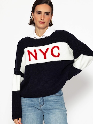 SASSYCLASSY Oversized sweater in Blue: front