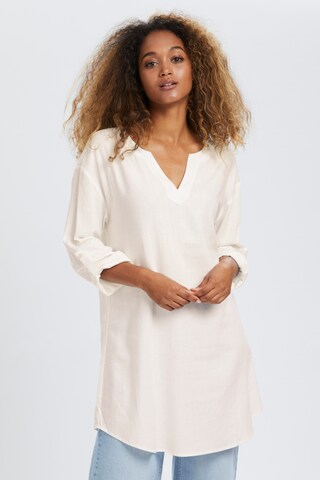 Cream Tunic 'Venta' in White: front