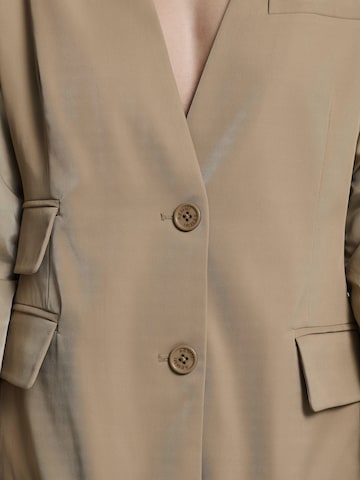 AEMMI Blazer in Beige