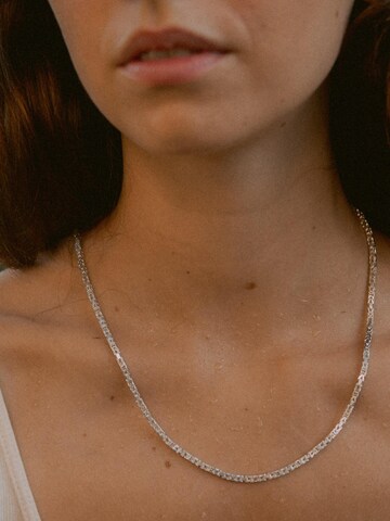 modabilé Necklace 'ROYAL' in Silver