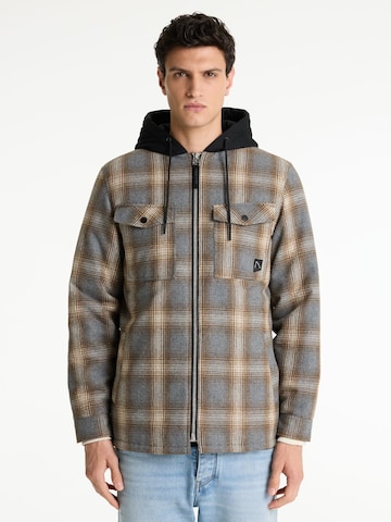 CHASIN' Tussenjas 'Stark Surge' in Bruin: voorkant