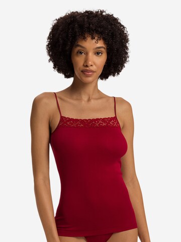 Hanro Undershirt 'Moments' in Red
