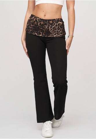 Bootcut Pantalon Cloud5ive en noir : devant