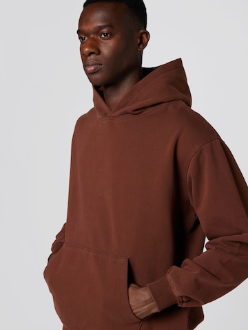 Sinned x ABOUT YOU Sweatshirt 'Aaron' in Brown