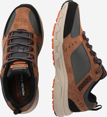 brūns SKECHERS Zemie brīvā laika apavi 'Oak Canyon'