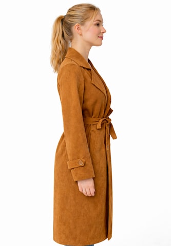 Elara Mantel in Braun
