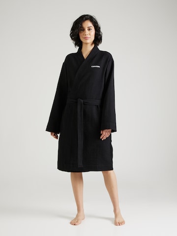 Calvin Klein UnderwearDugi kupaći ogrtač - crna boja: prednji dio