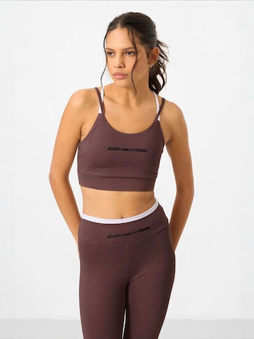 Completo sportivo 'Aktive Sets' di Tommy Life in marrone