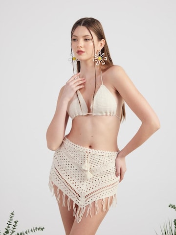 HOLLY LOLLY Trojúhelníková Bikiny – béžová: přední strana