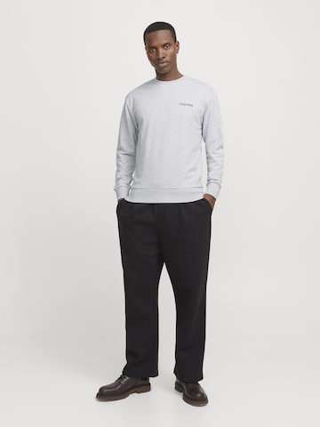 JACK & JONES Свитшот 'JJEBradley' в Серый