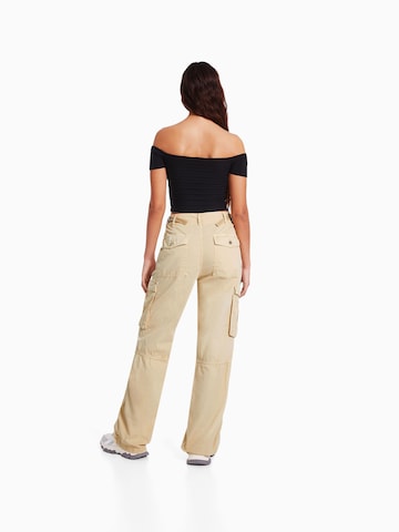 Bershka Wide leg Cargo trousers in Beige