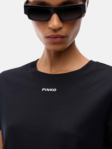PINKO Tričko 'PINKO BASICO T-SHIRT JERSEY LOGO PINKO GOMMATO T-SHIRT' – černá