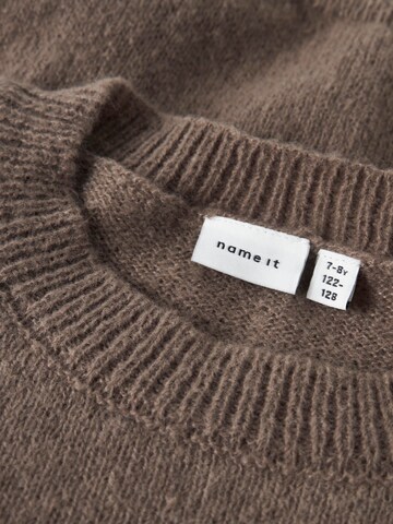 Pull-over NAME IT en marron
