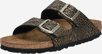 Zoccoletto 'Arizona' di BIRKENSTOCK in nero: frontale