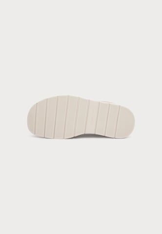 Calvin Klein - Mocassins em bege