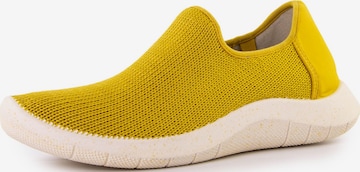 Arcopedico Classic Flats in Yellow: front