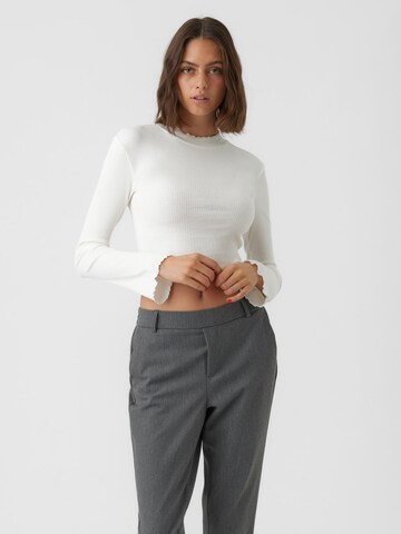 VERO MODA Tričko 'Hati' - Biela: predná strana