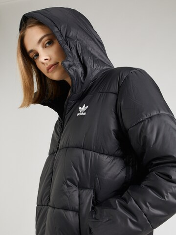 ADIDAS ORIGINALS - Chaqueta de invierno 'Adicolor' en negro
