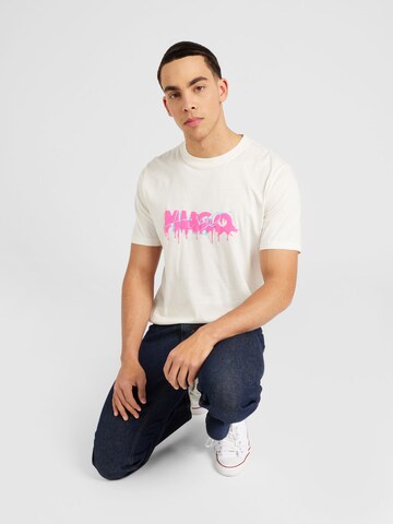 HUGO - Camiseta 'Dacation' en blanco