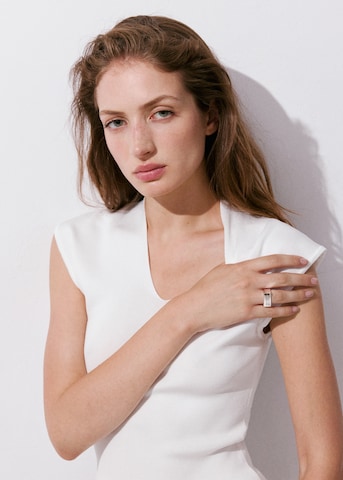 Tops en tricot 'CANELONS' MANGO en blanc