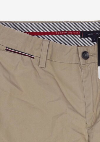TOMMY HILFIGER Shorts in 32 in Beige