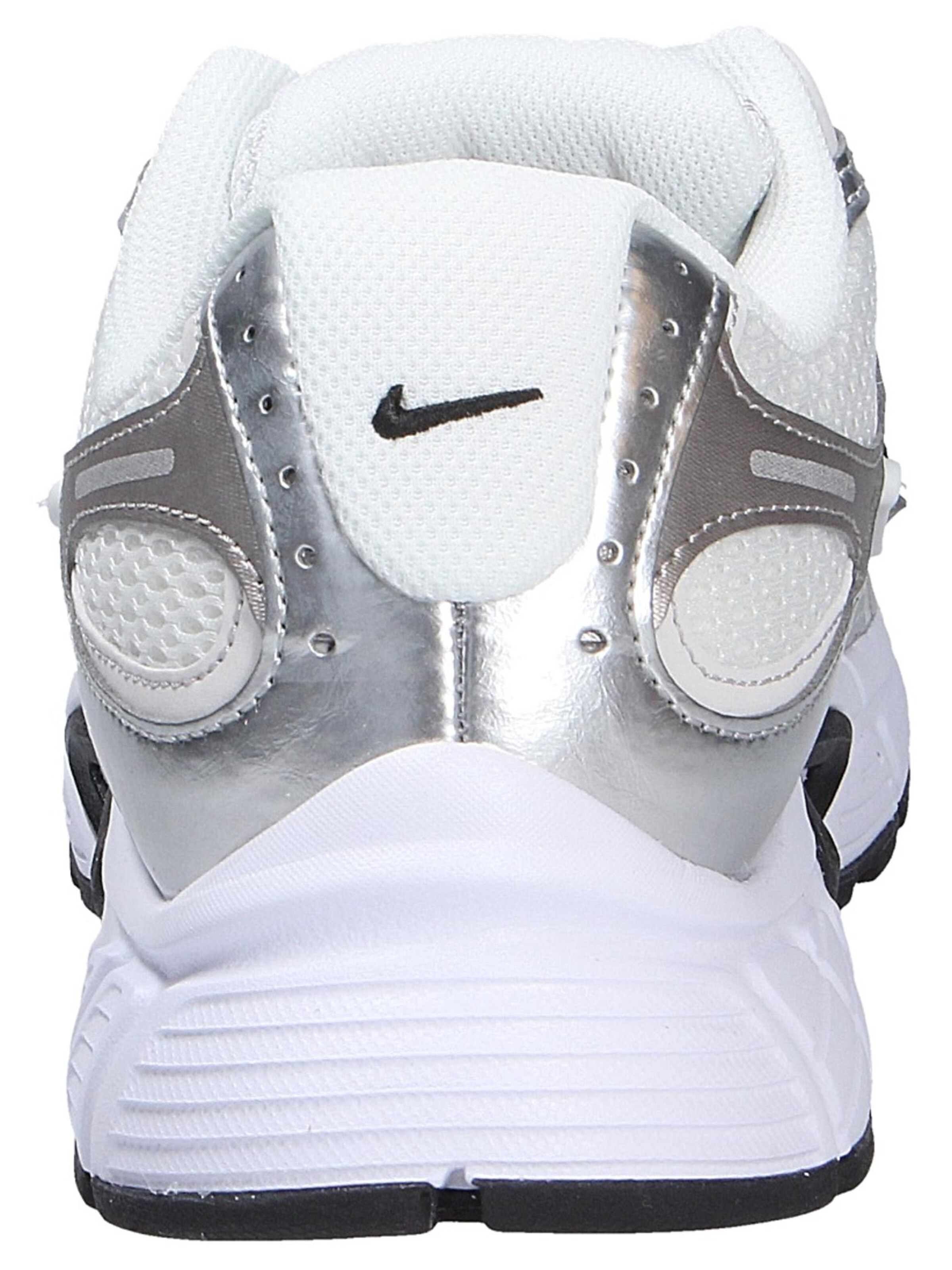 Nike Sportswear Rövid szárú sportcipők 'V5 RNR' - fehér