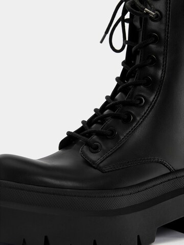 Bottines à lacets Pull&Bear en noir