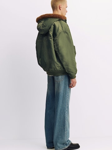 Pull&Bear Zimska jakna | zelena barva