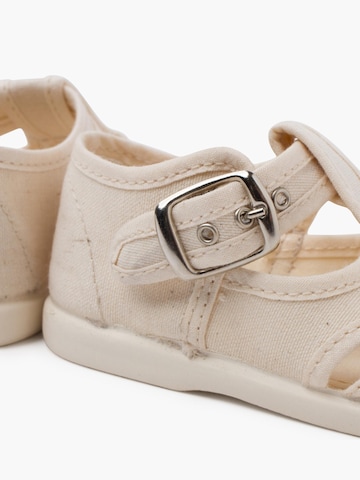 Pisamonas First-step shoe in Beige