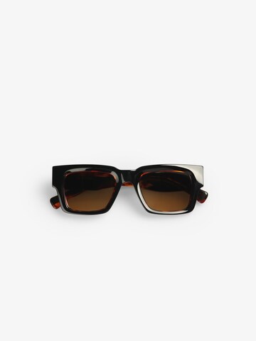 Scalpers Sunglasses 'Nia' in Black