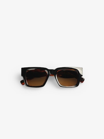 Scalpers Слънчеви очила 'Nia' в черно