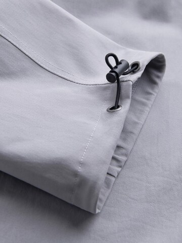 Ombre Regular Trousers in Grey