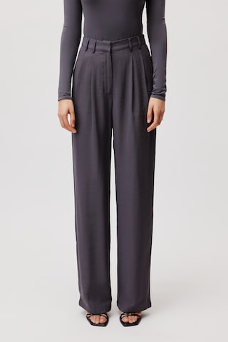 LeGer by Lena Gercke Regular Pleat-Front Pants 'Draco' in Grey: front