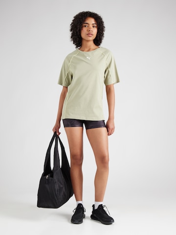 PUMA Toiminnallinen paita värissä vihreä