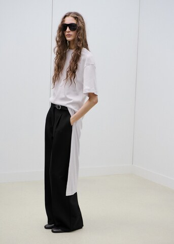 MANGO Wide leg Pleat-Front Pants 'Cinta' in Black: front