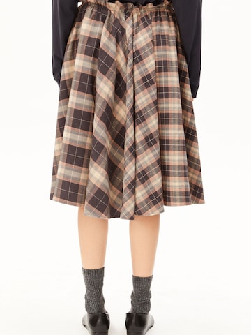 Jupe 'PATCHED CHECK' ARMEDANGELS en mélange de couleurs