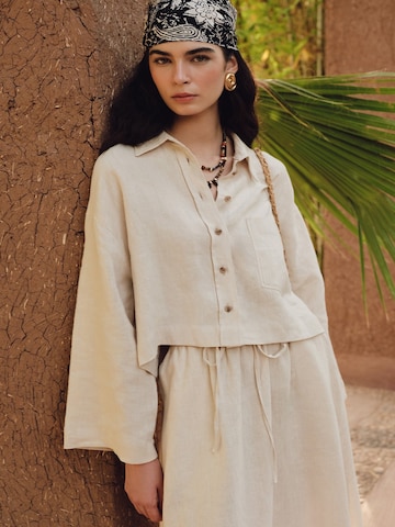 MANUKA Shirt in Beige: front